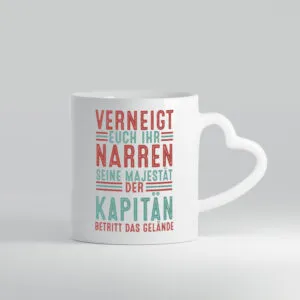 Verneigt euch: Kapitän | Schiffskapitän | Schiff - Herzhenkel Tasse - Kaffeetasse / Geschenk / Familie