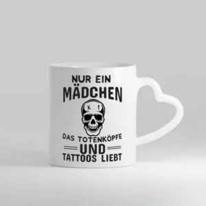 Totenköpfe und Tattoos - Herzhenkel Tasse - Kaffeetasse / Geschenk / Familie